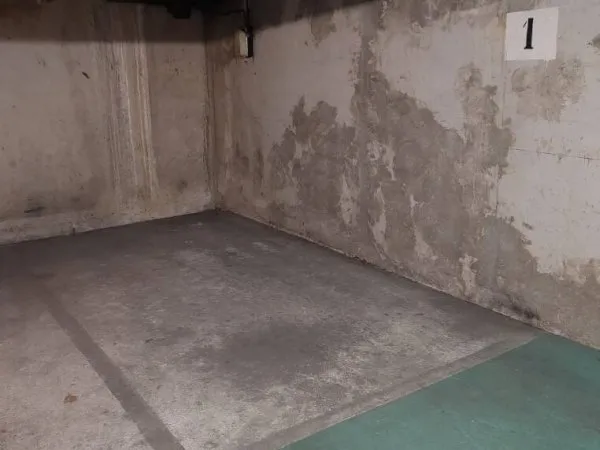 Parking 10 m²