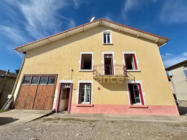 MAISON DE VILLAGE DE 185 M2 À RÉNOVER, 6 CHAMBRES, TERRAIN DÉPORTÉ DE 208 M2, COMBLES AMÉNAGEABLES D