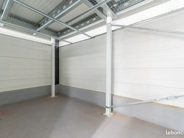 Garage/box 11 m² Roubaix