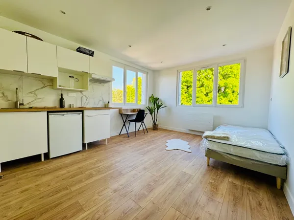 Loue studio meublé