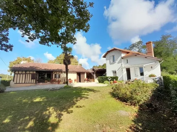 Maison 8 pièces 163 m²