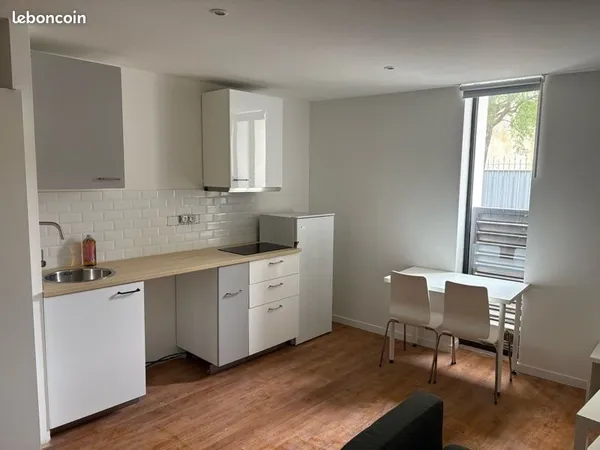 Appartement t2 36 m2 centre ville salon