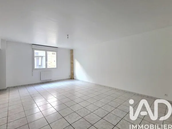 Immeuble de rapport 3 pièces 192 m²