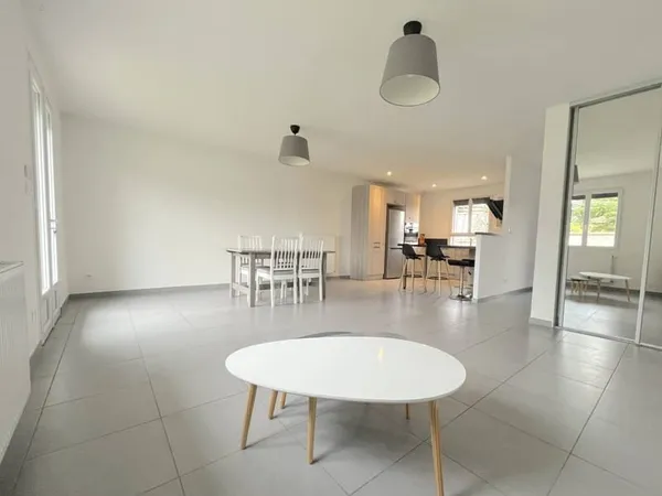 Maison de plain-pied 4 pièces 94 m²