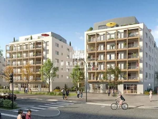 Local commercial 351 m²