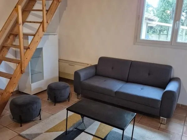 Location Féria de Nîmes P2 de 40m2 du 20 au 25 mai 2026
