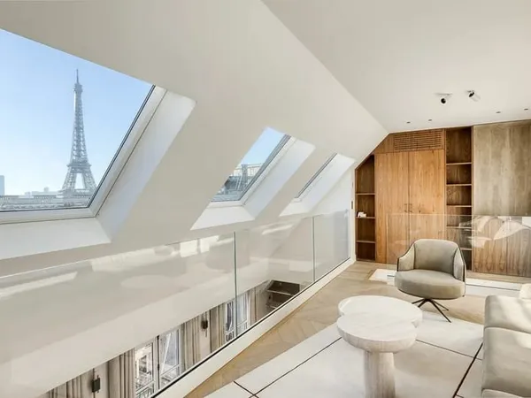 Appartement 8 pièces 215 m²