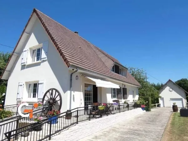 Maison 8 pièces 166 m²
