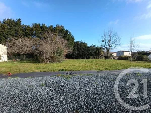 Terrain 579 m²