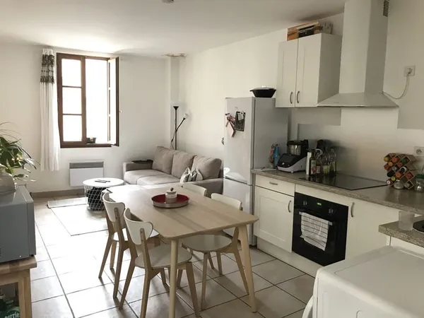 Location Sommières T3 Duplex de 60m2