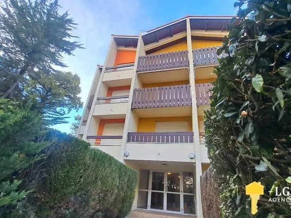 Appartement lumineux 45 m2, à 200m de la plage et 300m des