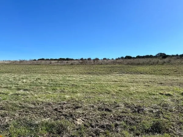 Terrain 612 m²