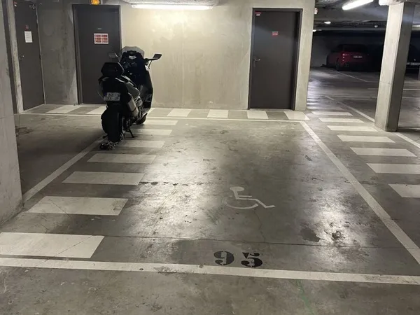 Vente Parking/garage/box 17 m²