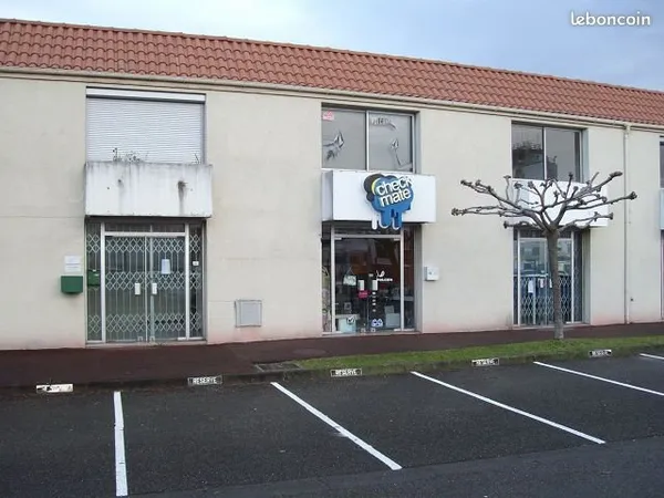 Local 44 m² ANGLET