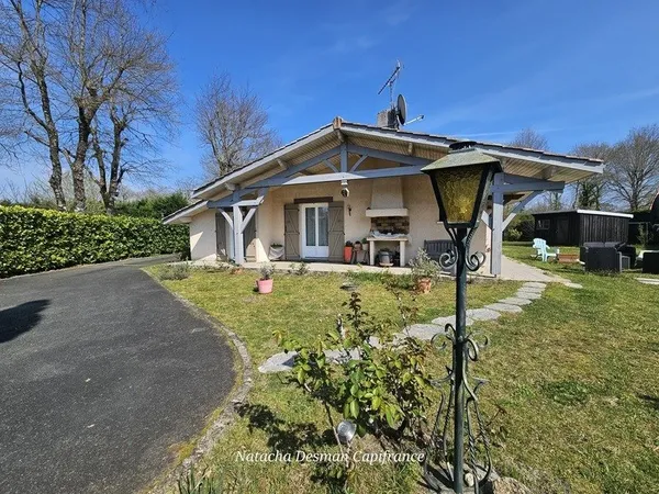 Maison type landaise de plain-pied - 102.37 m² - Terrain 1351 m² avec piscine, Le Barp