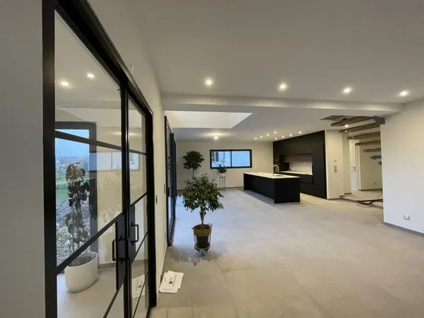 Maison 5 pièces 160 m²