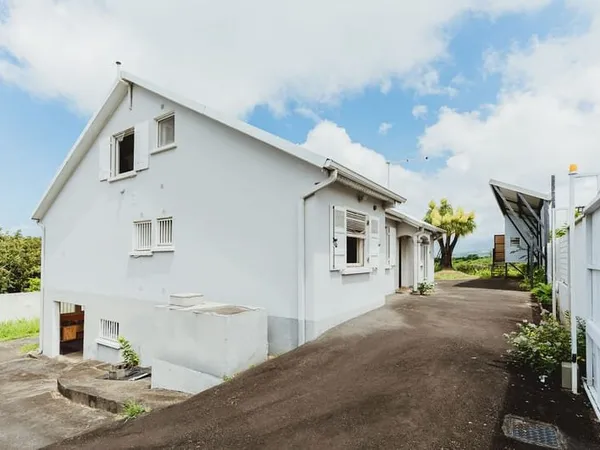 A VENDRE MAISON T6 DE 156 m2 AVEC VUE MER & MONTAGNE TE