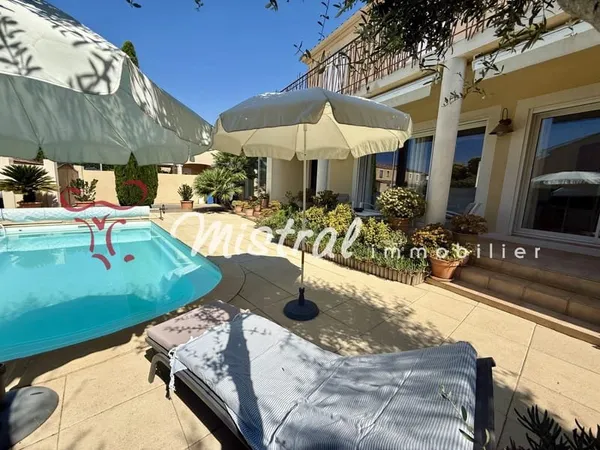 ***EXCLUSIVITE*** VENTE VILLA 4 CHAMBRES AVEC GARAGE ET PISC