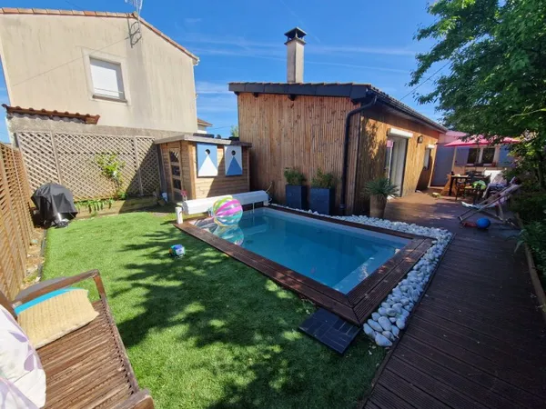 Loue maison 130m² 4 chambres avec piscine à Bègles Centre (33)