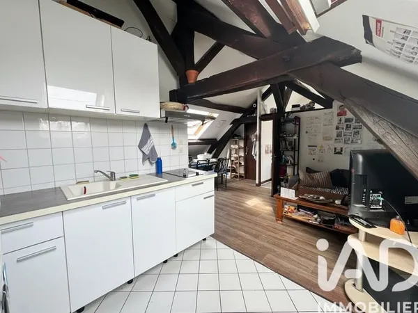Bâtiment 2 pièces 105 m²