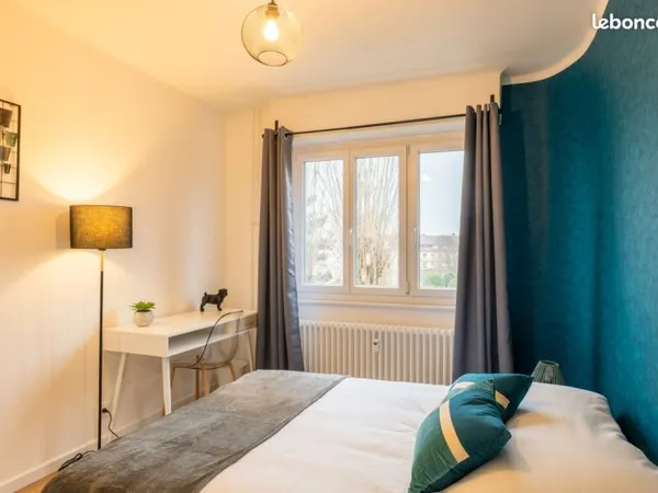 1 chambre meublée, dans colocation avec salon, tous services inclus