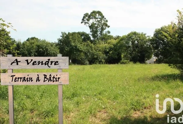 Terrain 795 m²