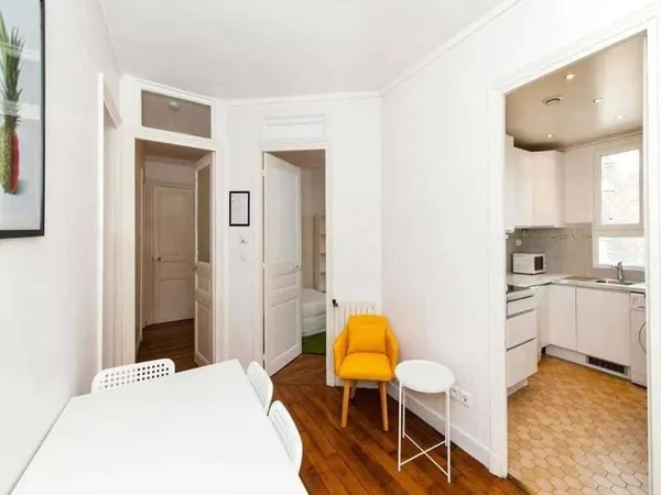 Studio 1 pièce 15 m²
