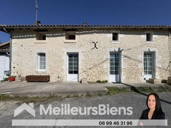 Maison pierre avec jardin et piscine