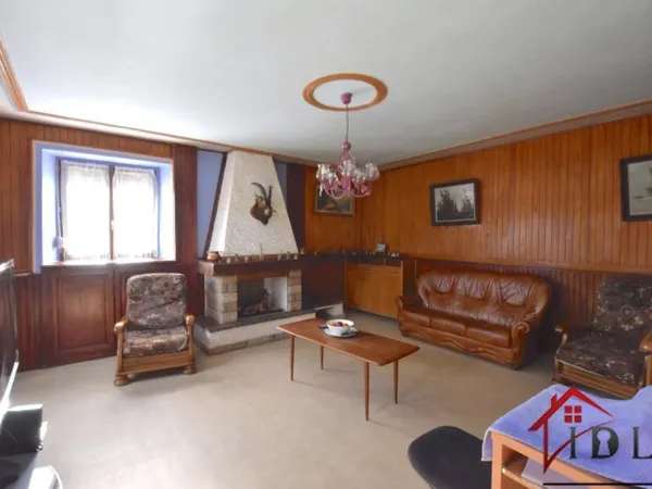 Maison individuelle 6 pièces et grandes dépendances