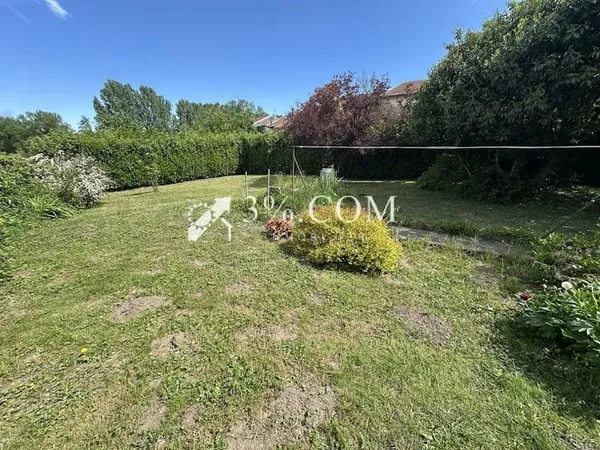Maison 8 pièces 210 m²