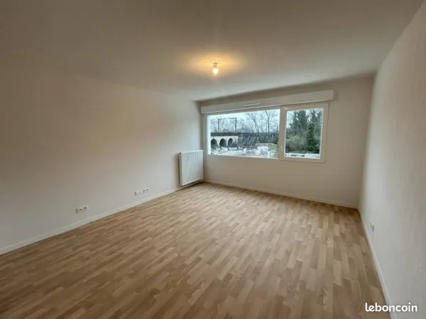 Studio 1 pièce 26 m²