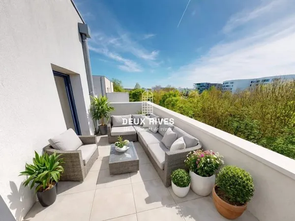 TRES BEAU DUPLEX - NANTES EST