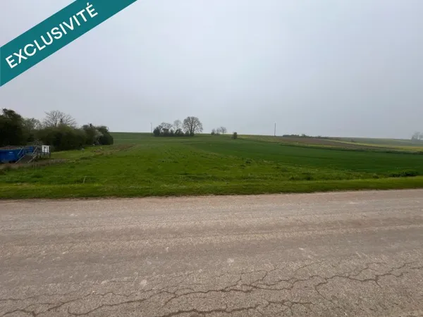 À Vendre terrain à bâtir