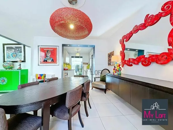 Maison 8 pièces 276 m²