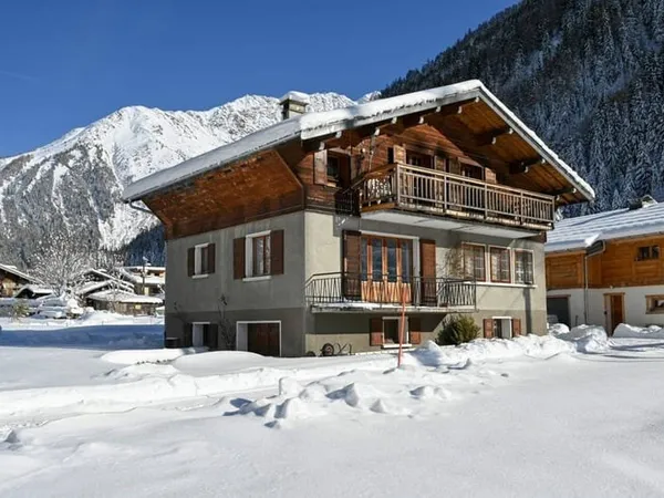 Chalet 9 pièces 77 m²
