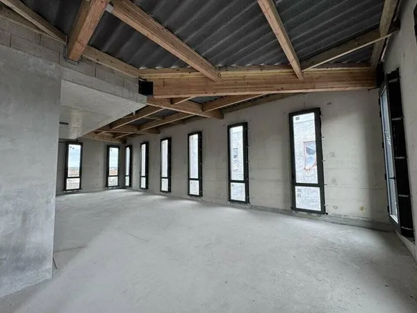 Bureau 547 m²