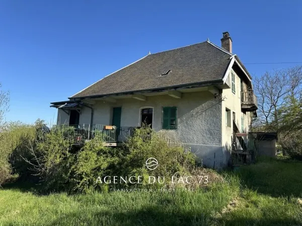 MAISON SAVOYARDE et PARCELLE CONSTRUCTIBLE