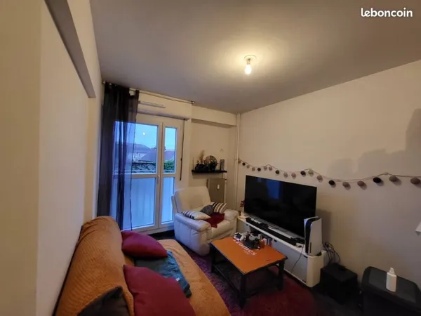 Loue petit T2 BESANÇON