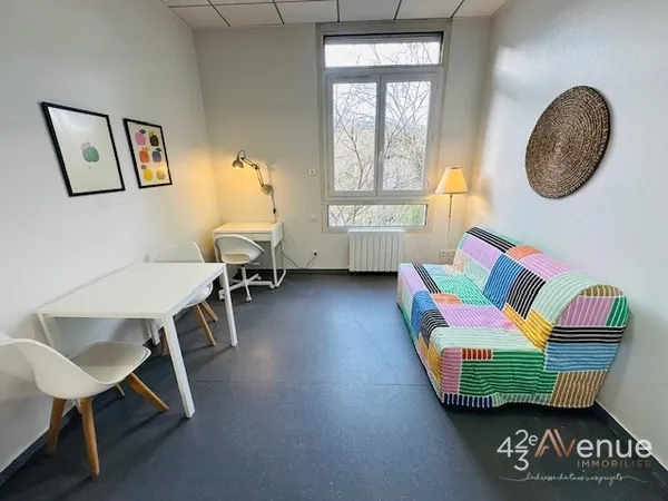 QUARTIER SOLAURE/BELLEVUE MIGNON STUDIO MEUBLE