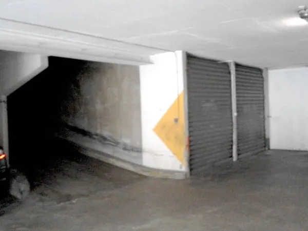 Parking 8 m²