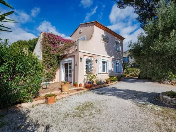 Maison Vente Cassis 6p 132m² 1352000€