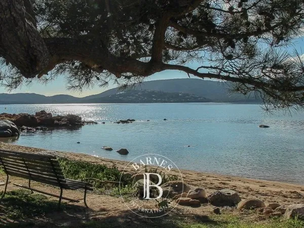 Porto-Vecchio, Domaine de Cala Rossa, appartement 1 chambre, plage à pied