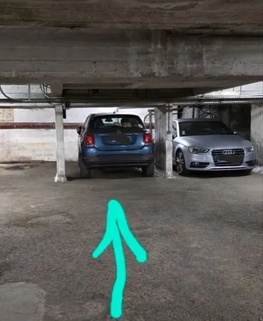Parking dans garage sécurisé