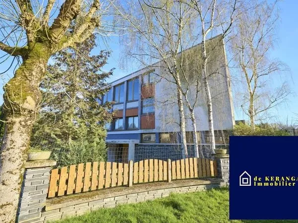 Villa 9 pièces 323 m²