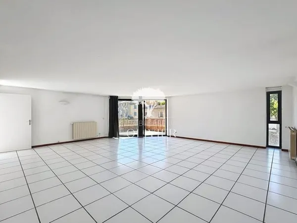 APT Appartement standing 3 chambres avec ascenseur et terrasse
