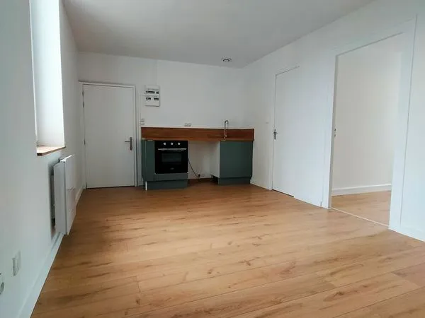 T2 rez-de-jardin refait à neuf