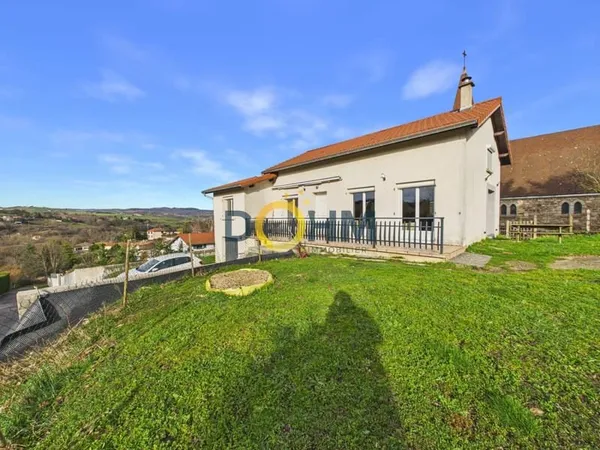 MAISON 3 PIÈCES RÉNOVÉE AVEC COMBLES AMÉNAGEABLES - LA CHABU