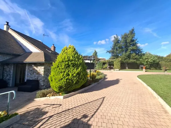 Maison 8 pièces 155 m²