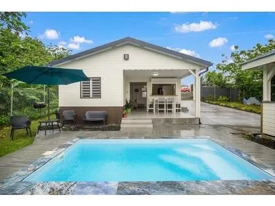 Location bungalow T3 meublé, avec piscine
