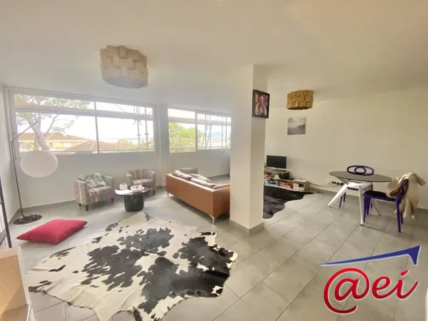 Beau T5 avec vue dégagée !